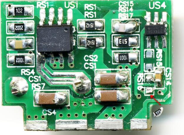 基于力生美LN1F20 LN5S03 LN4050 的罗马仕USB插线板拆解